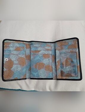 HOBO Jill Trifold Wallet